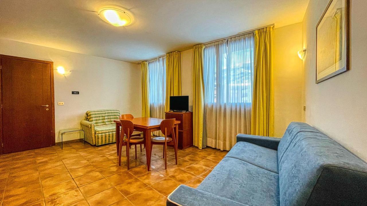 Appartamento Smith Arneis - Affitti Brevi Italia Bardonecchia Eksteriør billede